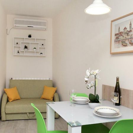 Apartments Viki Trogir Luaran gambar
