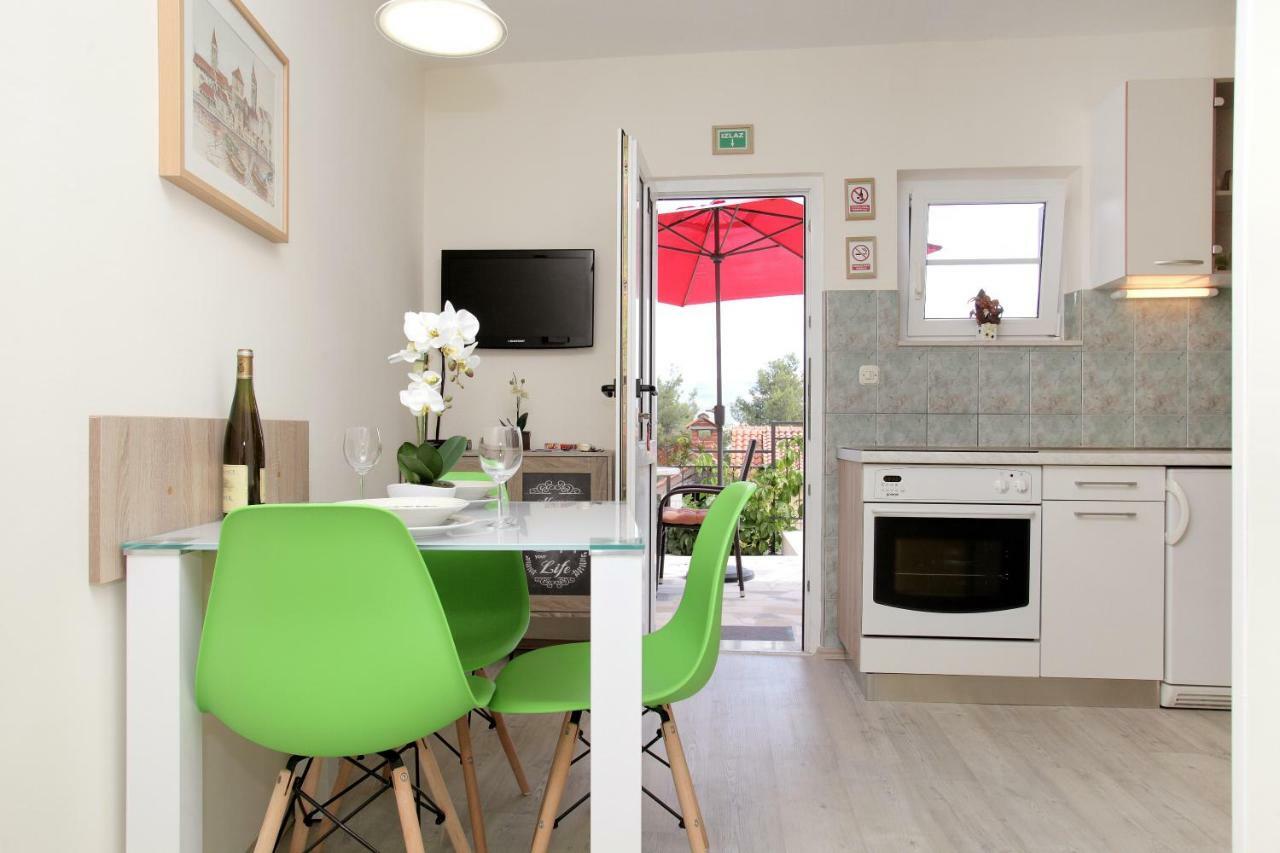Apartments Viki Trogir Luaran gambar