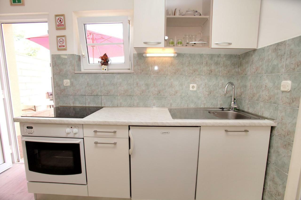 Apartments Viki Trogir Luaran gambar
