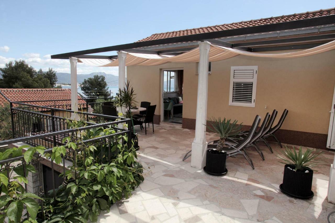 Apartments Viki Trogir Luaran gambar